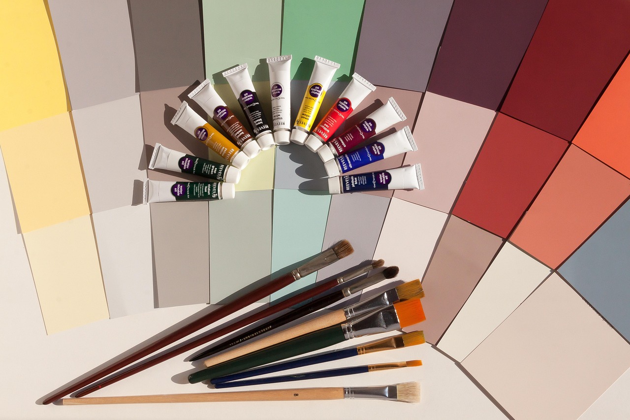 California Paints - red, yellow and green